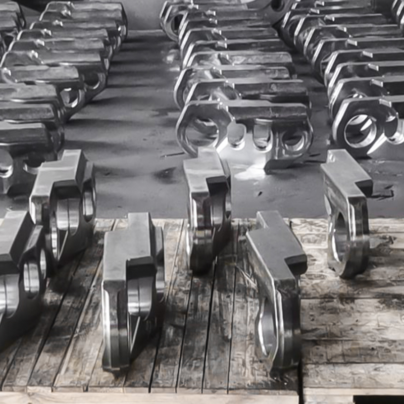 Máy xúc liên kết rèn