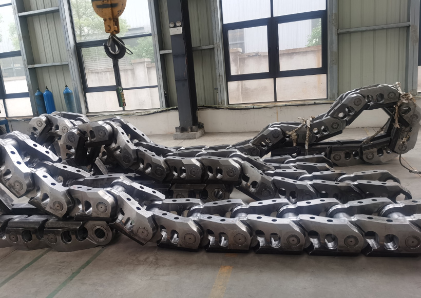 Máy ép xích ngang xi lanh kép 600 tấn